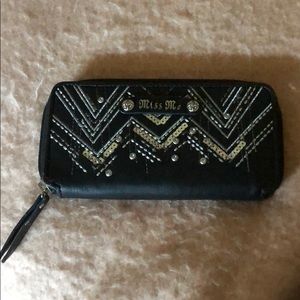 Miss me wallet